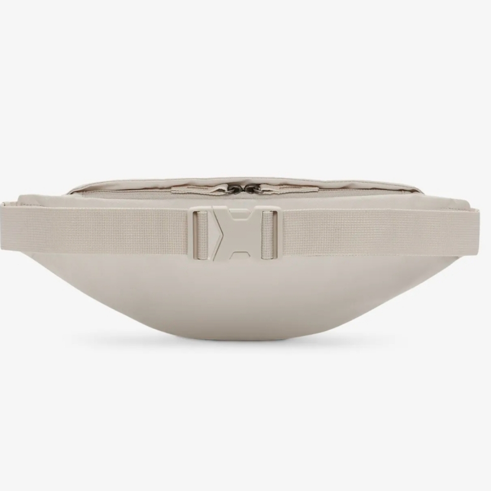 Nike Heritage Beige Fanny Pack - Picture 7 of 9